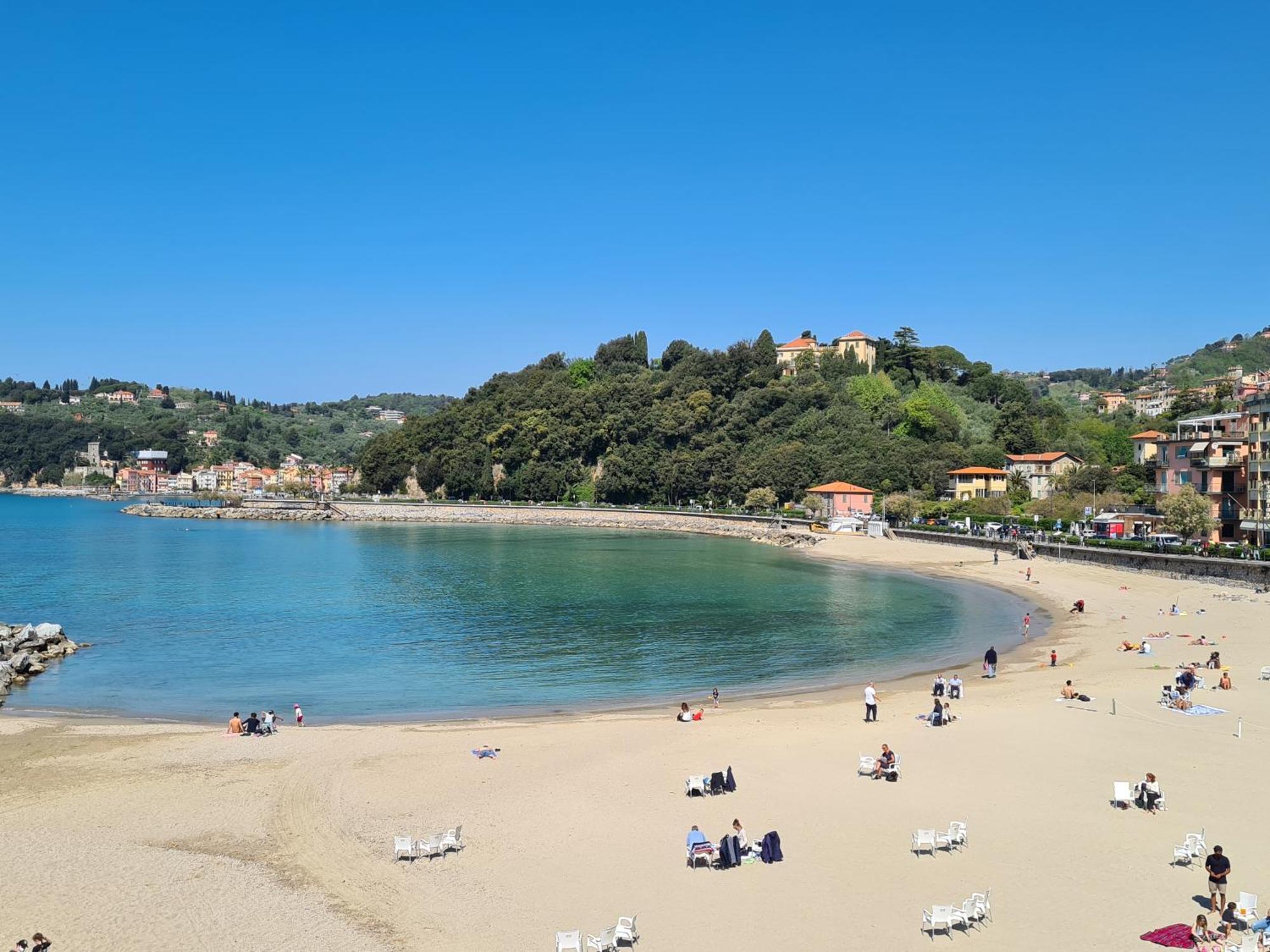 Vicolo Apartment, Pedestrian Centre, 2Bdr, 2,5 Bth, Aircondo, Private Parking, Easy To Train And Ferries, City Life La Spezia Kültér fotó