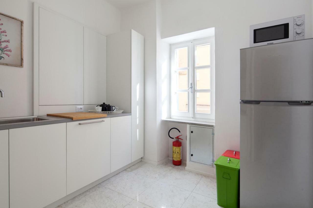 Vicolo Apartment, Pedestrian Centre, 2Bdr, 2,5 Bth, Aircondo, Private Parking, Easy To Train And Ferries, City Life La Spezia Kültér fotó